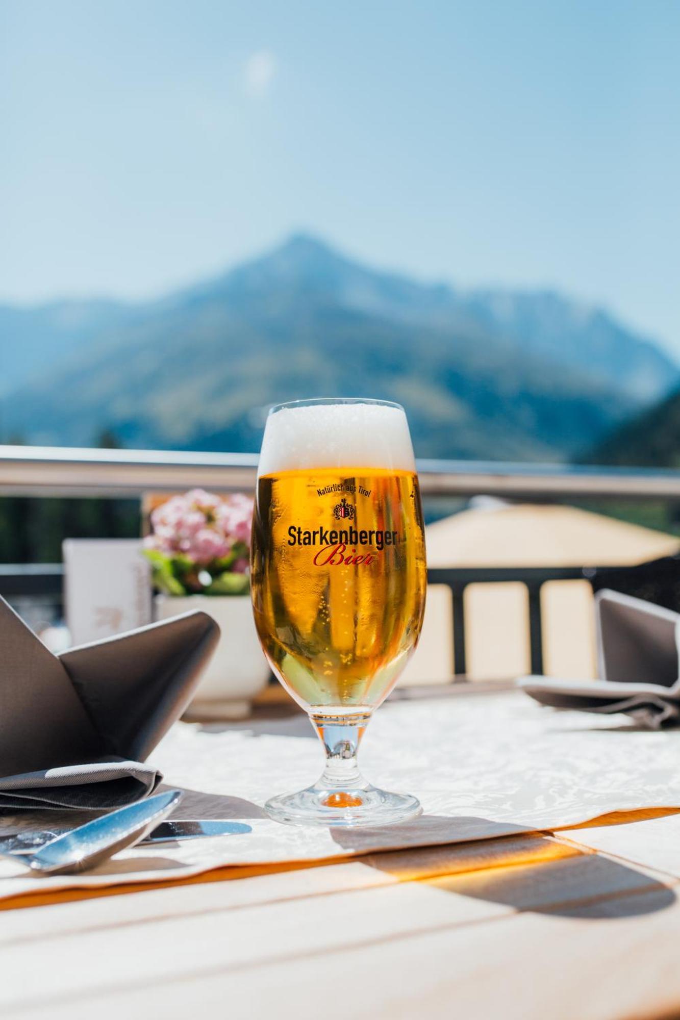 Hotel Mittagskogel Pitztal Санкт-Леонгард-ім-Пітцталь Екстер'єр фото